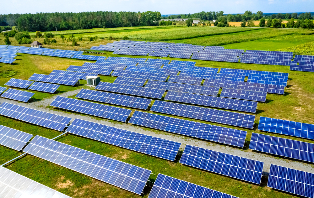 Impianto fotovoltaico su tetto industriale